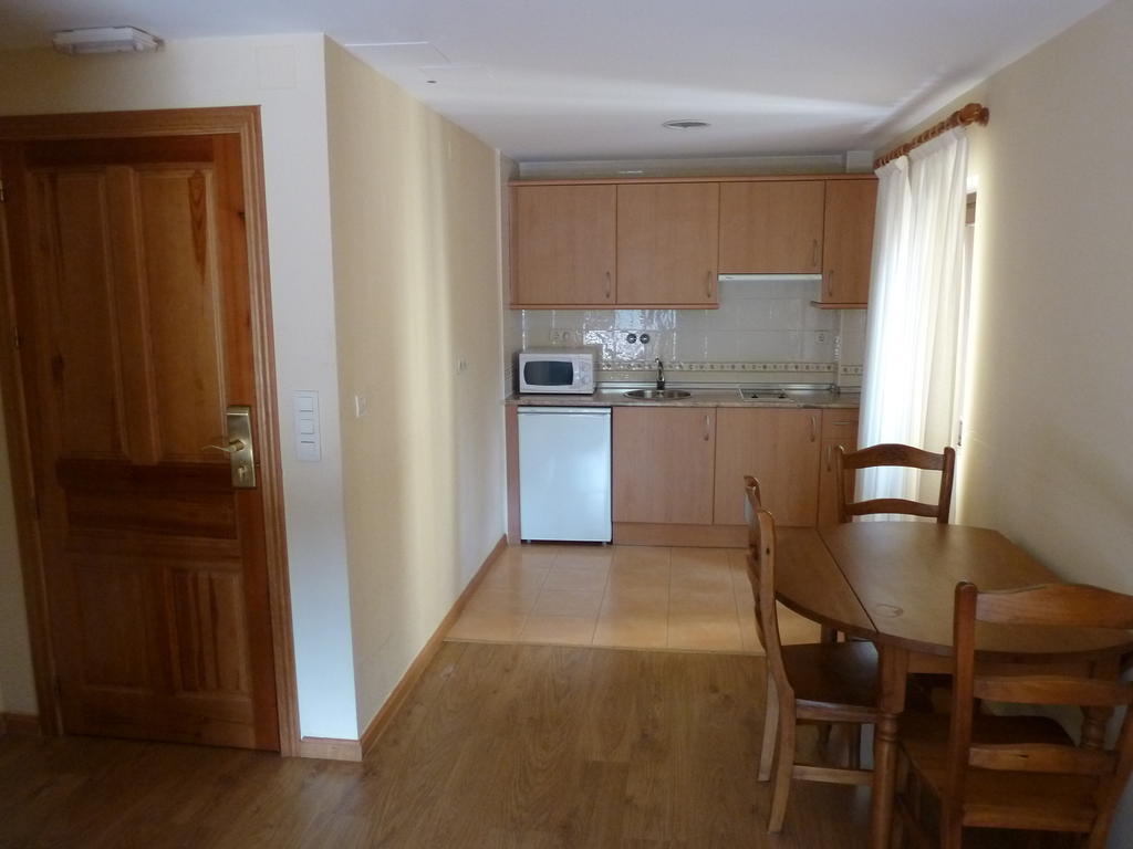 Apartahotel Faure Sallent de Gállego Room photo
