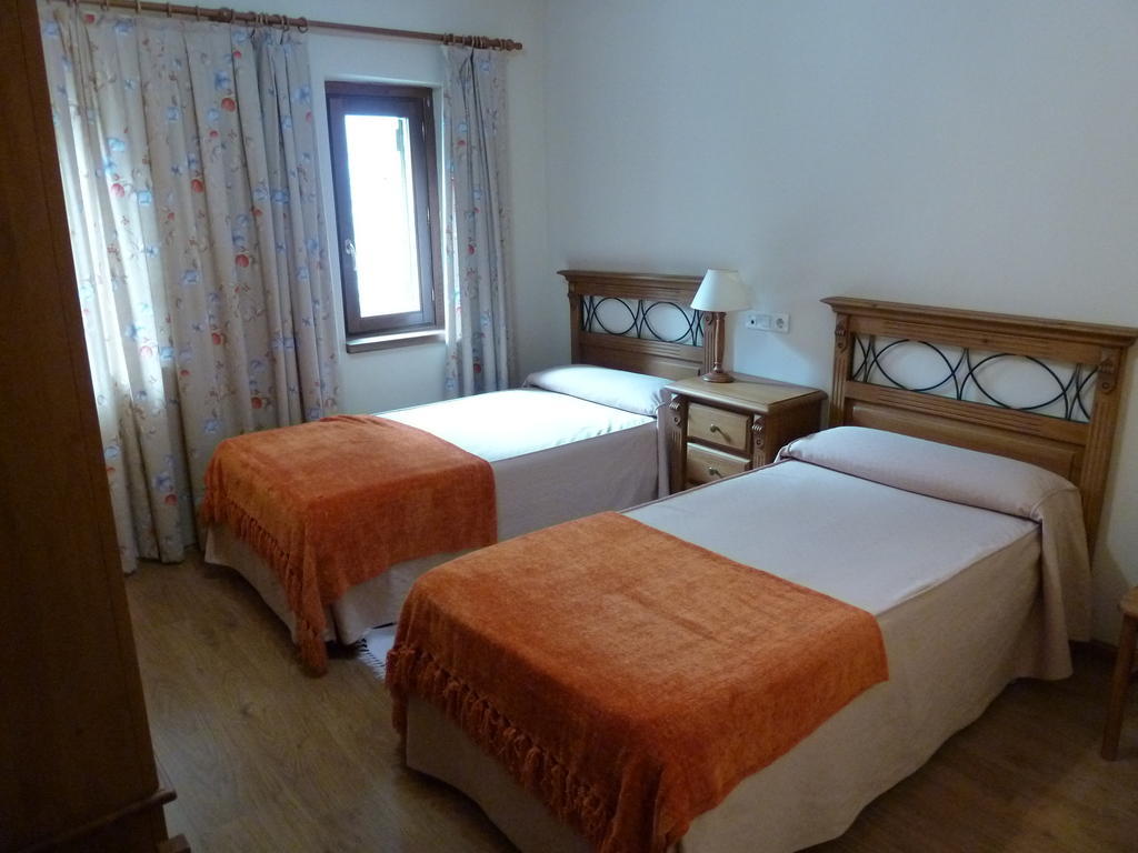 Apartahotel Faure Sallent de Gállego Room photo