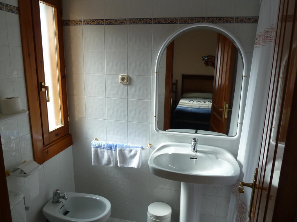 Apartahotel Faure Sallent de Gállego Room photo