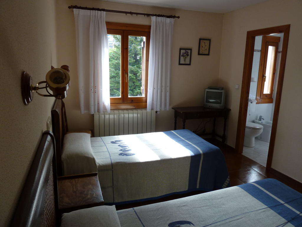 Apartahotel Faure Sallent de Gállego Room photo