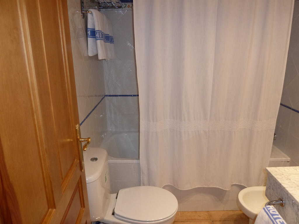 Apartahotel Faure Sallent de Gállego Room photo