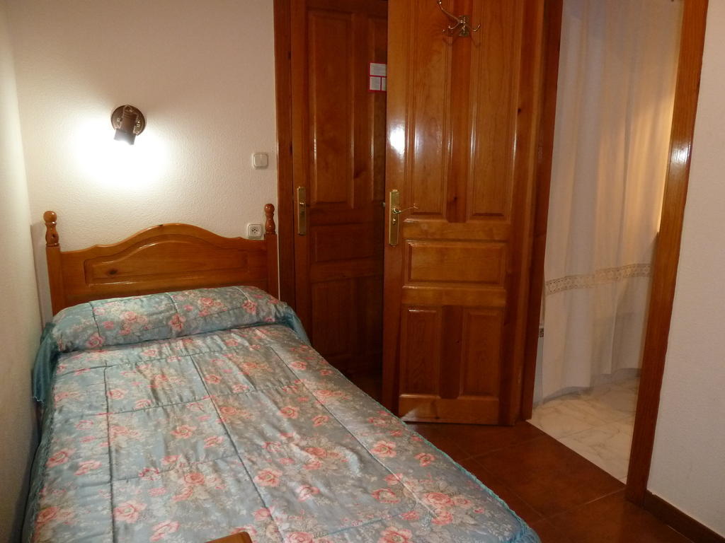 Apartahotel Faure Sallent de Gállego Room photo